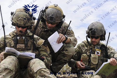 La fabbrica dell'OEM personalizza l'emittente di disturbo del veicolo di alto potere VIP di frequenza/emittente di disturbo della bomba/emittente di disturbo militare del segnale di IED 2000 gamme dei tester